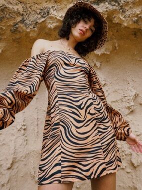 Billabong Off-Shoulder Tiger-Stripe Feeling Flirty Long Sleeve Mini Dress